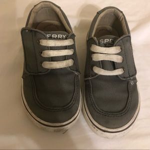 Sperry toddler shoes size 9
